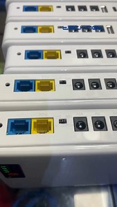 Conecta tu router y tu módem a este Mini UPS para que nunca te quedes sin internet. Autonomía de 5 horas, con puerto usb y tipo C para que pongas a cargar otros dispositivos. Antes de conectar tus dispositivos verifica el voltaje y amperaje para que los conectes en la salida de voltaje correspondiente. Enviamos nacional gratis por MRW o ZOOM Technet tienda en Barinas desde el 2011 Escribe ahora para pedir un mini UPS 0412 6052386 | Technet | Facebook