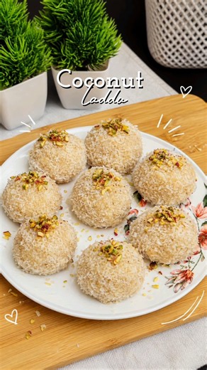 Coconut Ladoo Recipe 🥥 | Easy & Delicious Coconut Balls | Quick Sweet Recipe #shorts