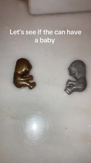 Baby Alien Hatching from Egg Experiment