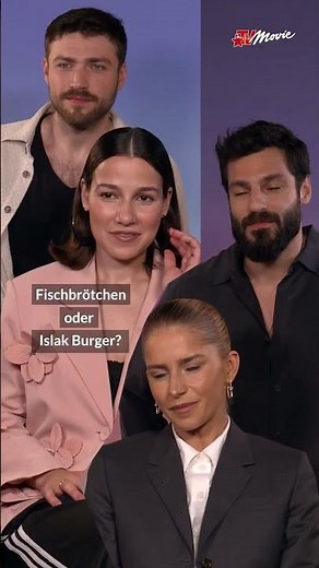 We play “This or That?” in the Hamburg-Istanbul edition with the cast of “She Said Maybe”