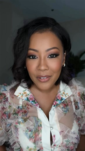 I’m a black woman who just launched her debut Novel on the last day of black history month. 😌♥️🥰 DIDNT WE ALMOST HAVE IT ALL is an auto-fiction black love romance novel. It’s the first of my trilogy book series “THE R & B Memoirs” PRE ORDER my debut novel “Didn’t We Have It All” NOW! Link in my bio! https://www.denycelawton.com/books Set in early-2000s New York and Los Angeles, the story unfolds during an era shaped by slow jams, unanswered questions, and love lived without digital proof. At i