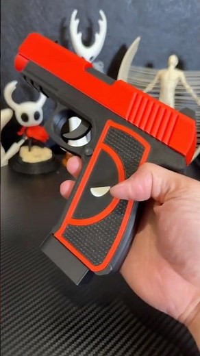 3D Printed Guntoys + Display Base #3dprinting #3dprinted #deadpool #toys #desksetup