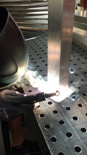 ️ Präzision in jedem Punkt. Bei GEMTEC verbinden wir Metallteile mit höchster Sorgfalt und modernster Schweißtechnik - für Qualität, auf die du dich verlassen kannst!!! #gemtec #metallbau #metallbearbeitung #schweißen #teamwork #handwerk #metallverarbeitung #präzision #madeingermany #qualität | Gemtec GmbH | Facebook