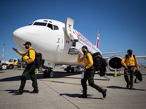 Mexican firefighters' arrival in B.C. called a 'welcome relief'