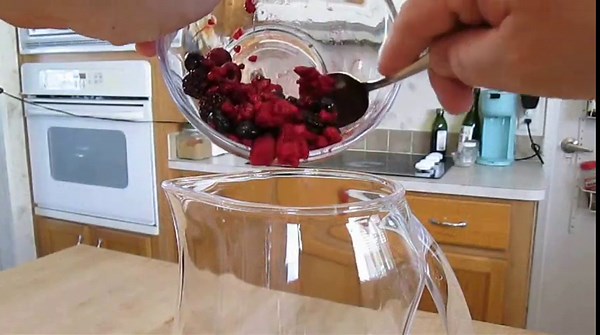 Berry Sangria - Sangria Senorial style Recipe with Alcohol