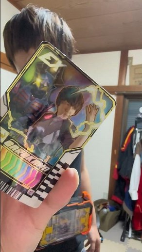 【神】仮面ライダーガッチャラードに変身！！