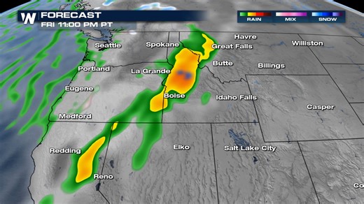 An atmospheric river setup is in the forecast! Models have a couple of heavy plumes of rain, the first on Thursday and the second on Friday in the Pacific Northwest. | WeatherNation