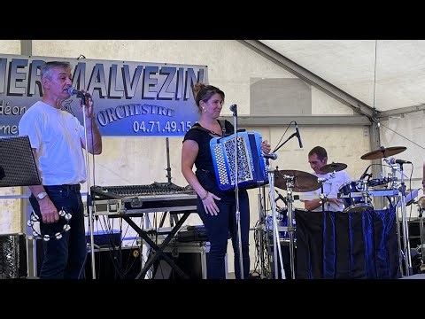 Céline Cournil à l’accordéon « Bruyères corréziennes »« Mon Aveyron »Jouels (12)