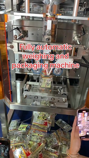 Automatic weighing and packaging machine #Particlepackagingmachine #Automaticweighingandpackagingmachine #Combinedweighingandpackagingmachine#Potatochippackagingmachine #potatochippackagingmachine #largeverticalpackagingmachine