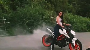 1.8M views · 148K reactions | JET LEE ✨✨✨ #Trail #BurnOut #Wheelie #SeatStander #RideDay Motology Mitas Tyres Philippines Q8 Hotel For best viewing watch it on my youtube channel珞 https://youtu.be/kktXJJiBJs0 Music: Wanna Music: Sunny Musician: @iksonofficial | Jet Lee | Facebook
