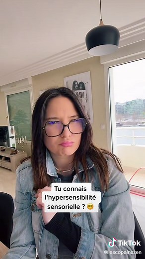Comprendre l'hypersensibilité sensorielle: Symptômes et Conseils
