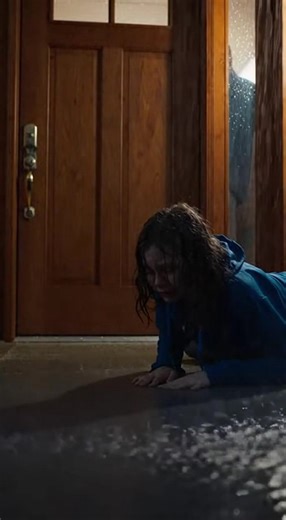 GET OUT AND NEVER CALL ME AGAIN, MARK SCREAMED, HIS VOICE RATTLING THE WINDOWS OF THE HOUSE HE ONCE SHARED WITH MY LATE BEST FRIEND. HE LITERALLY LIFTED TWELVE-YEAR-OLD MAYA BY HER ARMS AND TOSSED HER ONTO THE CONCRETE AS THE FREEZING NOVEMBER RAIN BEGAN TO SOAK HER THIN PAJAMAS. AS SHE BEGGED HIM TO OPEN THE DOOR, HER FATHER’S NEW GIRLFRIEND SIMPLY WATCHED FROM THE KITCHEN WINDOW WITH A SMIRK. BEFORE I COULD REACH HER, THE NEIGHBORHOOD’S SCARRED STRAY DOG SLID OUT OF THE SHADOWS, NOT TO BITE, B