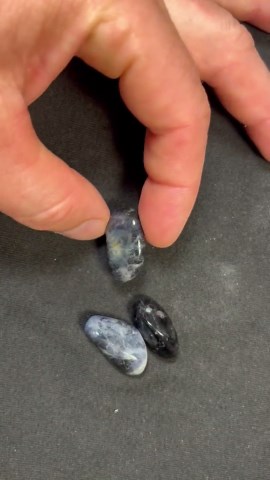3 IOLITE Tumbled Stones 2.5cm 22.3g Natural Stone - Etsy