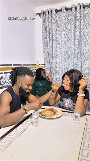 Zaddy Yellow on Instagram: "Laughs with Zaddy episode 55😂 #laugh #laughs #laughing #laughter #funnyvideos #funnytiktok #comedia #comedyvideo #comedian #foryou #explore #viralvideos #goviral"