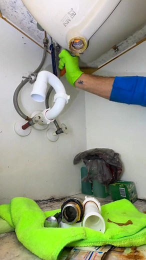 Pop Up Assembly Replacement #plumbing #plumber #sinkdrain #howto #fyp #lifestyle #fblifestyletyle #plumber #howto #plumbing #bathroom #waterheater #fyp #toilet #life | Winter Garden Life | Facebook
