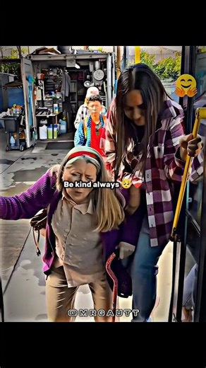 Be Kind 🫡💯 | Humanity First ❤️ #kindness #humanity #respect #help