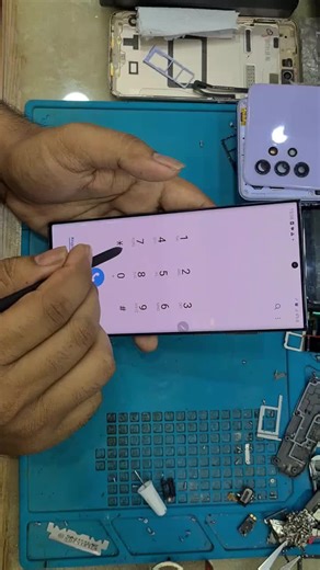 Samsung Galaxy S22 Ultra Display Replacement: Original vs Fake Comparison