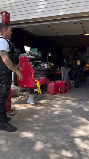 Leland Chapman on the hunt. More video coming soon ! Thanks to 419 Bounty ! | Chapman Family