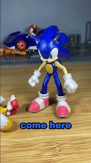 Tails falls in love 🥰