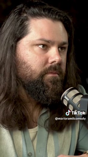 We sat down with comedian, actor, and musician Craig Robinson to ask those hard hitting questions! And get to know the real Craig! . #marioramil #craigrobinson #actor #comedian #comedy #standup #thenastydelicious #funny #fyp #miami #hottubtimemachine #theoffice #producer #marioramilcomedy