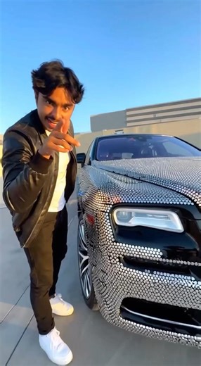 $10cr Rolls Royce vs 10000 Magnets 🧲 #youtubeshorts #rollsroyce #magnetexperiment