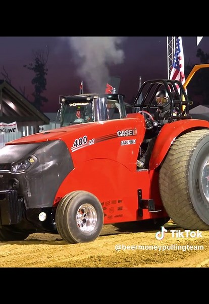 EPIC Womp Womp Sounds in El Niño Pro Stock Tractor Pulling Video