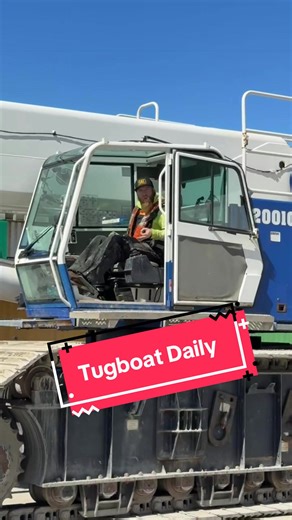 Barge work #tuglife #tugboatdaily #barge #freight #fighterjet