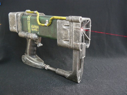 A 3D Printable AEP7 Laser Pistol (Fallout)