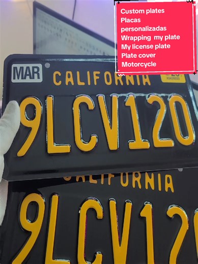 Custom plates Placas personalizadas Wrapping my plate My license plate Plate cover Motorcycle plates 🏍 #california #licenseplates #placaspersonalizadas #customplate #motorcycles
