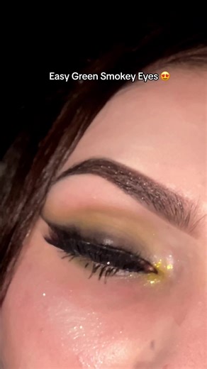 Easy Green Smokey Eye Makeup Tutorial