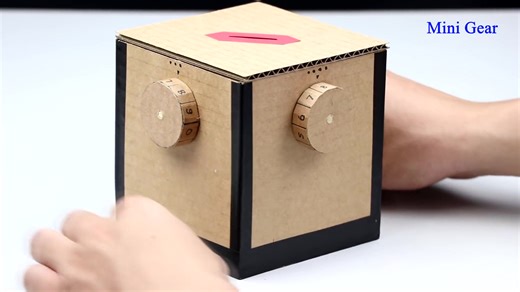 （纸板达人Mini Gear）4密位零钱罐