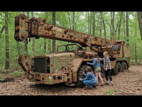 20 Years Lost in a Military Yard — A Rough Terrain Crane Discovered!