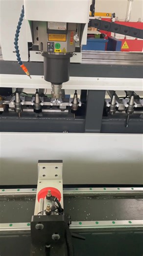 CNC 3000 Automatic Tool Changer for Aluminum Machining