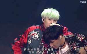 【BTS】《Tomorrow》现场超清中字|太阳升起前的凌晨最黑暗，在遥远的将来也绝对不要忘记现在的样子_哔哩哔哩_bilibili