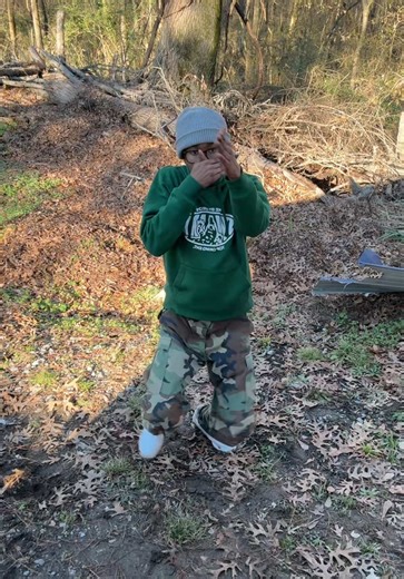 Milk first, cereal after, then a dab on top 🥣