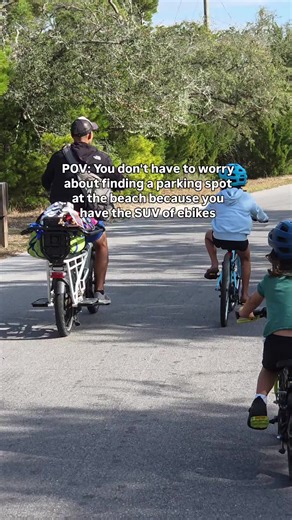 These ebikes always get a double-take 👀 We got our @Lectric Xpedition 2.0 cargo ebikes so we can ride long distances as a family of 5. But even when the kids aren't riding with us, they come in handy for hauling our stuff! We're staying at St. Andrews State Park this week and the beach is about 1.5 miles from the campground. We just pile all our gear onto the bikes, strap it down, and head down to the beach! No need to waste fuel or worry about finding parking on a busy day. Lectric is currentl