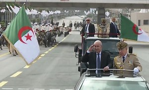 Fête de l’Indépendance : parade militaire géante à Alger - Vidéos