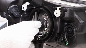 Watch H4/9003/HB2 Installation Guide on Amazon Live