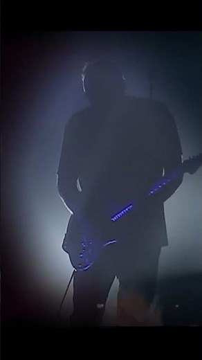 David Gilmour’s Comfortably Numb Solo Still Gives Chills 🎸
