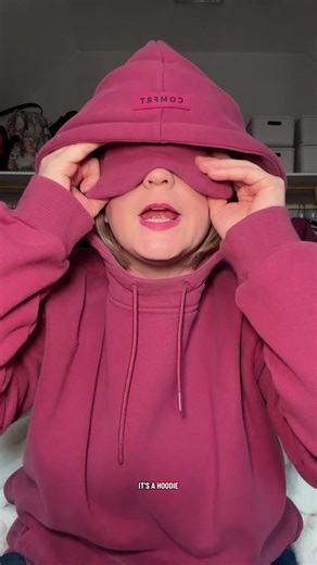 The Viral Airplane Mode Hoodie is an absolute must have for travel in 2026! #travelhoodie #airplanemode #airplanemodehoodie #eyemaskhoodie #tiktokshopholidayhaul