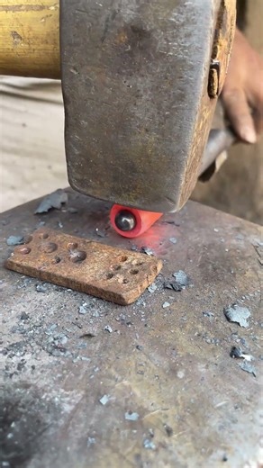 👉 Forging a Rivet Setter from Axle 🔥 | Bearing Ball Used for Precision Hole | YouTube Shorts