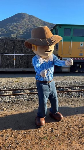🎥 BTS🎥 NEW! George the Farmer video dropping on Youtube tomorrow - here’s a little behind the scenes of the shoot near Cairns. 🌿 Premiering this Friday, November 7 on YouTube, our brand-new episode dives into the world of sugarcane farming with Canegrowers Australia – exploring how Aussie growers combine innovation and care for the environment to produce one of the world’s most versatile crops. From sugar to eco plastics and renewable energy, sugarcane is powering a sweeter, more sustainable