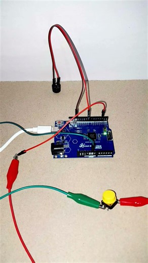 Arduino Buzzer Plays Axel F (Crazy Frog) | One Button Melody Code (2026)
