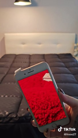 There is nothing better than a warm home vibe when it's snowing outside. 🌨️ This bedding set creates the ultimate cozy aesthetic. It holds heat so well, making those freezing winter nights so much better. The perfect addition to your winter decor. #warmhomevibes #cozyaesthetic #cozystyle #plushbedding #wintervibes