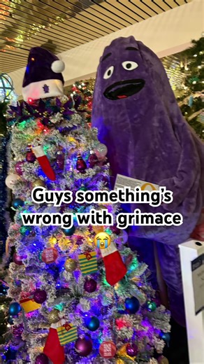 Something’s wrong with grimace 😭 #meme #funny #grimace #lol