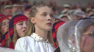 Thousands of voices unite in song at traditional choir festival celebrating Estonia's culture