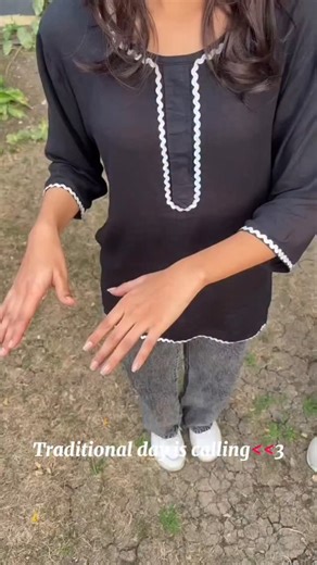 TGPCET_Community | Traditional Day 🌸 📅 28th January ⏰ 3 PM onwards #TraditionalDay #CulturalVibes #EventReel #CollegeLife #desiswag | Instagram