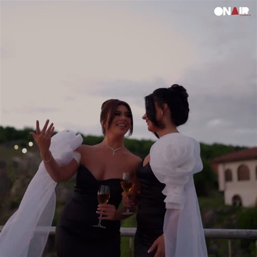 Blerona Bytyci on Instagram: "Premiere “ Shoqja jem” 🥂 @l.zz777 🫂🤍 ✍️ Text&Melodi: 𝗕𝗟𝗘𝗥𝗢𝗡𝗔 𝗕𝗬𝗧𝗬𝗖𝗜 🎵 Muzik : Xheni 🎧 Orkestrim: Habib Mece 🎵 Mix & Mastering : Xheni&Habib 🎥 Video by: @2a.production 💻 Oganisations by: @abas.spahiu 📑 Script - @98_egzon @sallonnuseriehq 👗🤍 @blerina_nails 🤍"