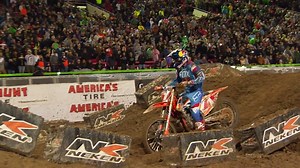 Ryan Dungey closes out the 2016 Monster Energy AMA Supercross an FIM World Championship with a hard fought victory in the mud! | Supercross