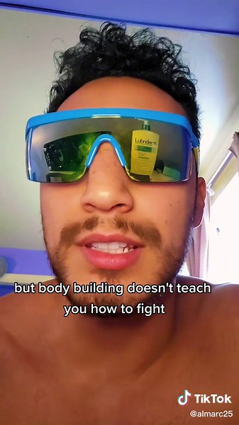 Can Bodybuilders Fight? Powerlifter or Fighter